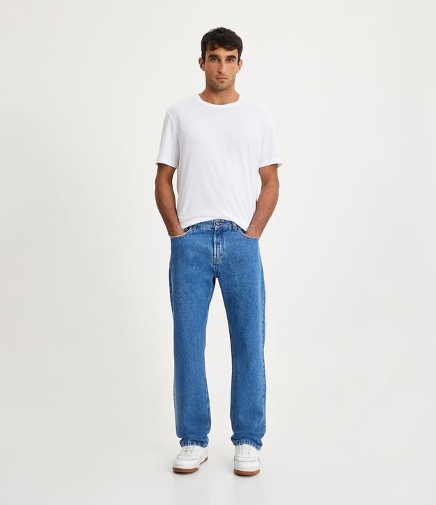Calça Reta Jeans com Bolsos - Cor: Azul Médio - Tamanho: 46