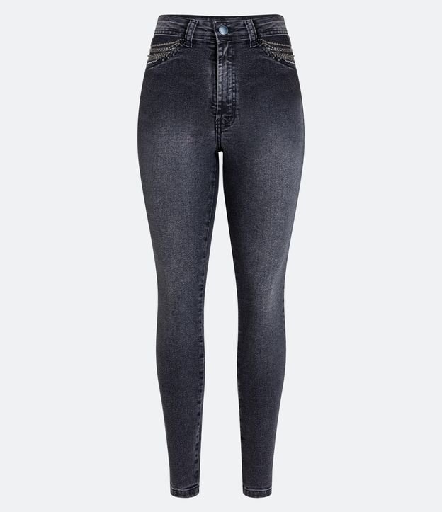 Calça Skinny Cintura Alta em Jeans com Correntinhas nos Bolsos