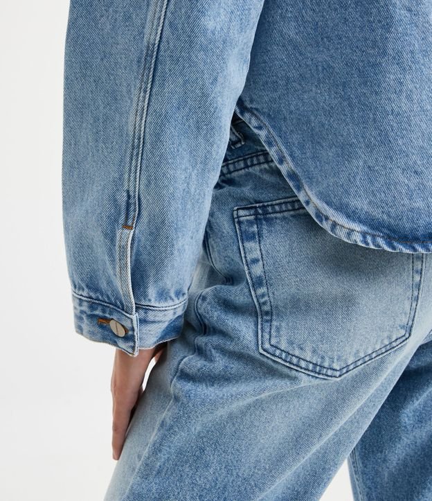 Camisa em Jeans com Bolsos Frontais e Mangas Espaçosas Azul 5