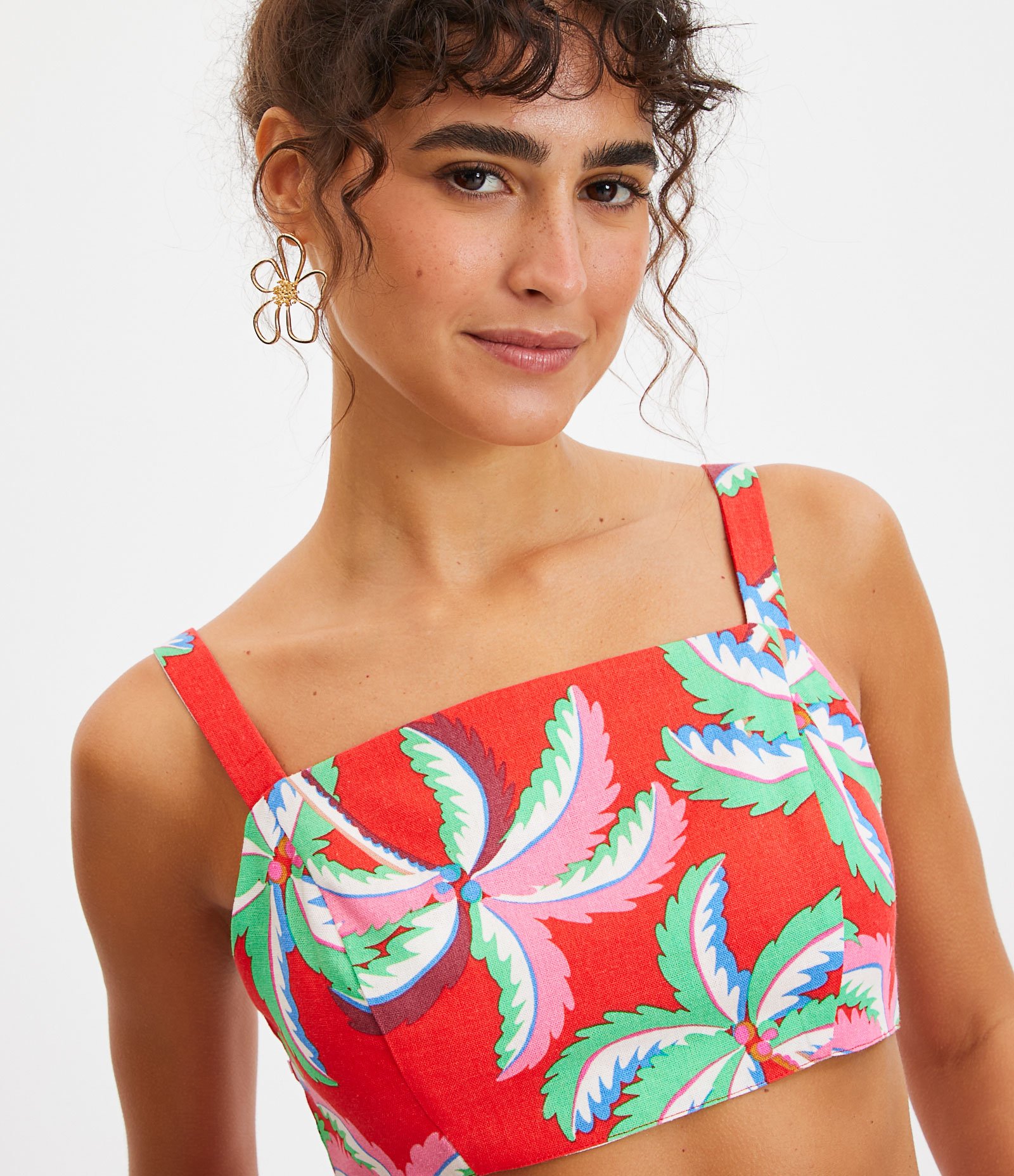 Blusa de Alça Cropped em Linho Dupla Face e com Amarração nas Costas Vermelho 4