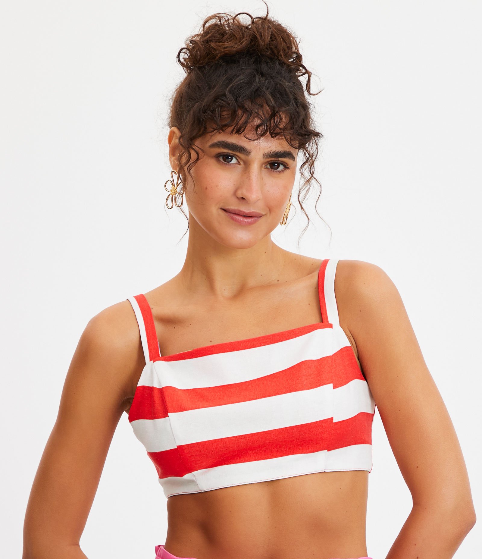 Blusa de Alça Cropped em Linho Dupla Face e com Amarração nas Costas Vermelho 5