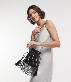 Bolsa Bucket Transversal com Franjas