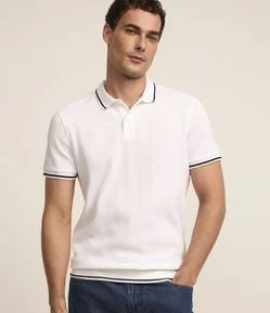Polo Regular com Textura de Listras e Frisos Contrastantes