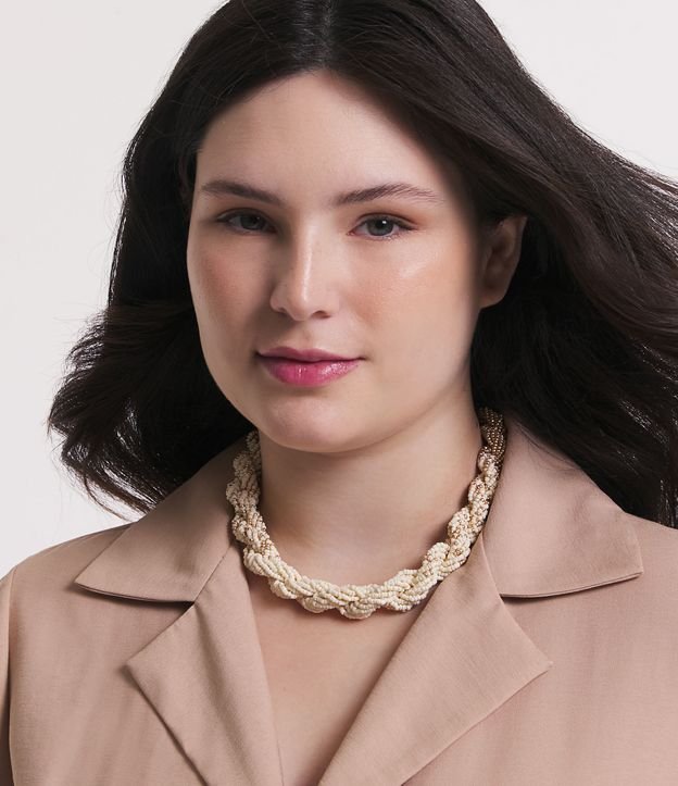 Maxi Colar Trançado em Miçangas