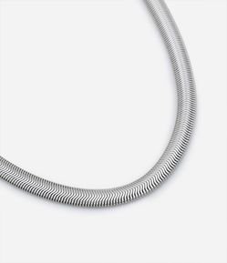 Colar Curto Rabo de Rato em Metal