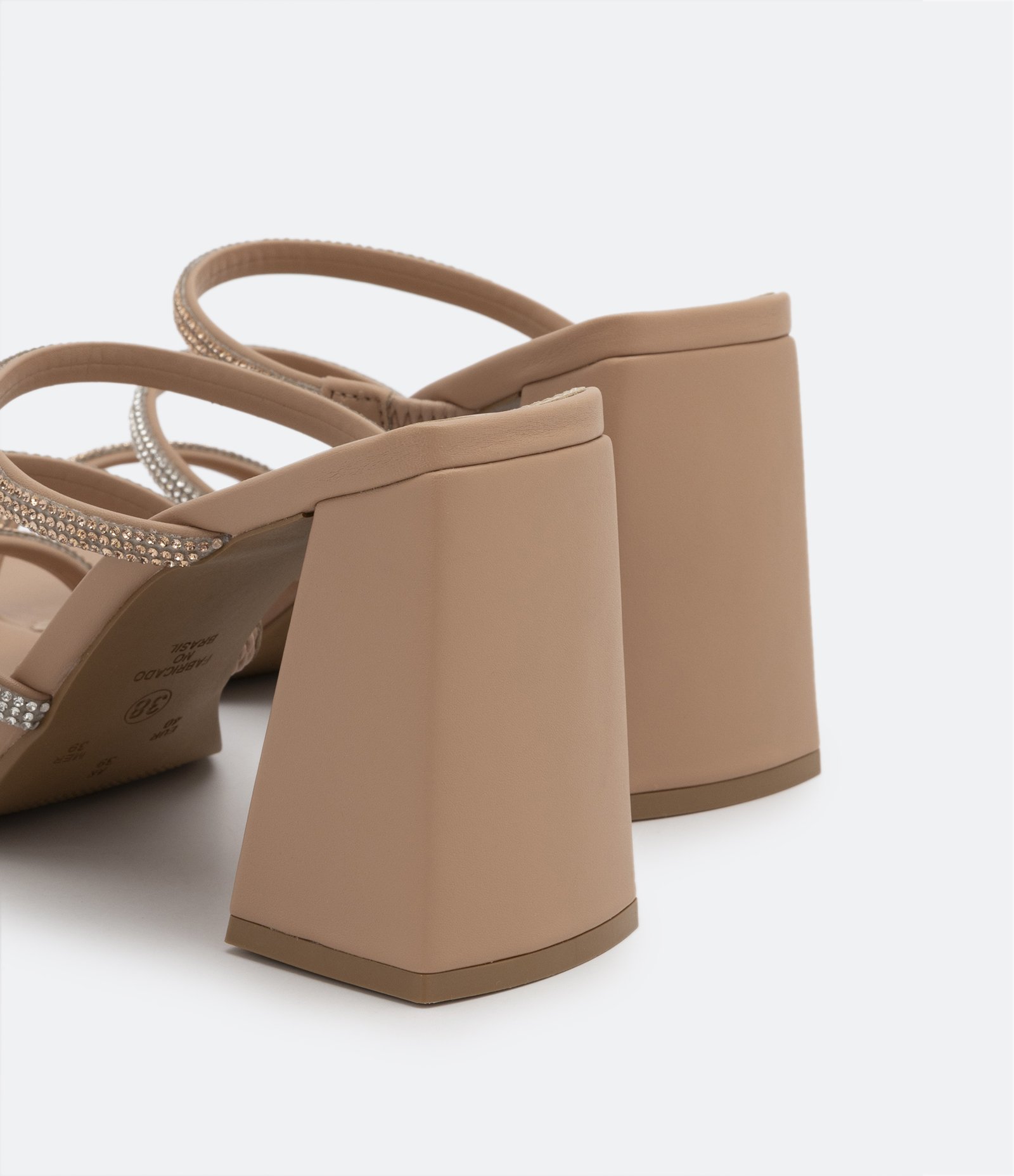 Sandália Mule em Material Sintético com Detalhe de Strass nas Tiras Bege 3