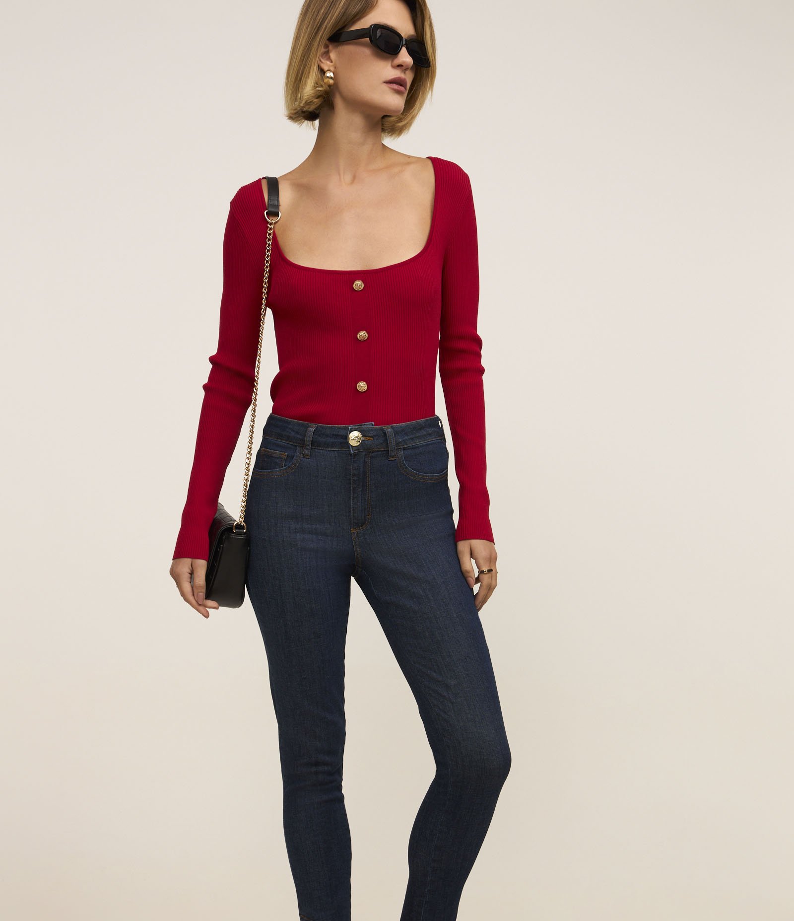 Calça Skinny Jeans com Pespontos Contrastantes e Botões na Barra Azul 2