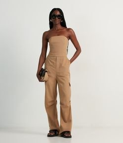 Macacão Tomara que Caia em Sarja