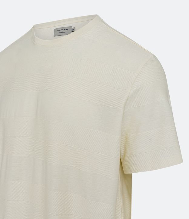 Camiseta Regular em Algodão com Listras e Textura Espinha de Peixe Bege 6
