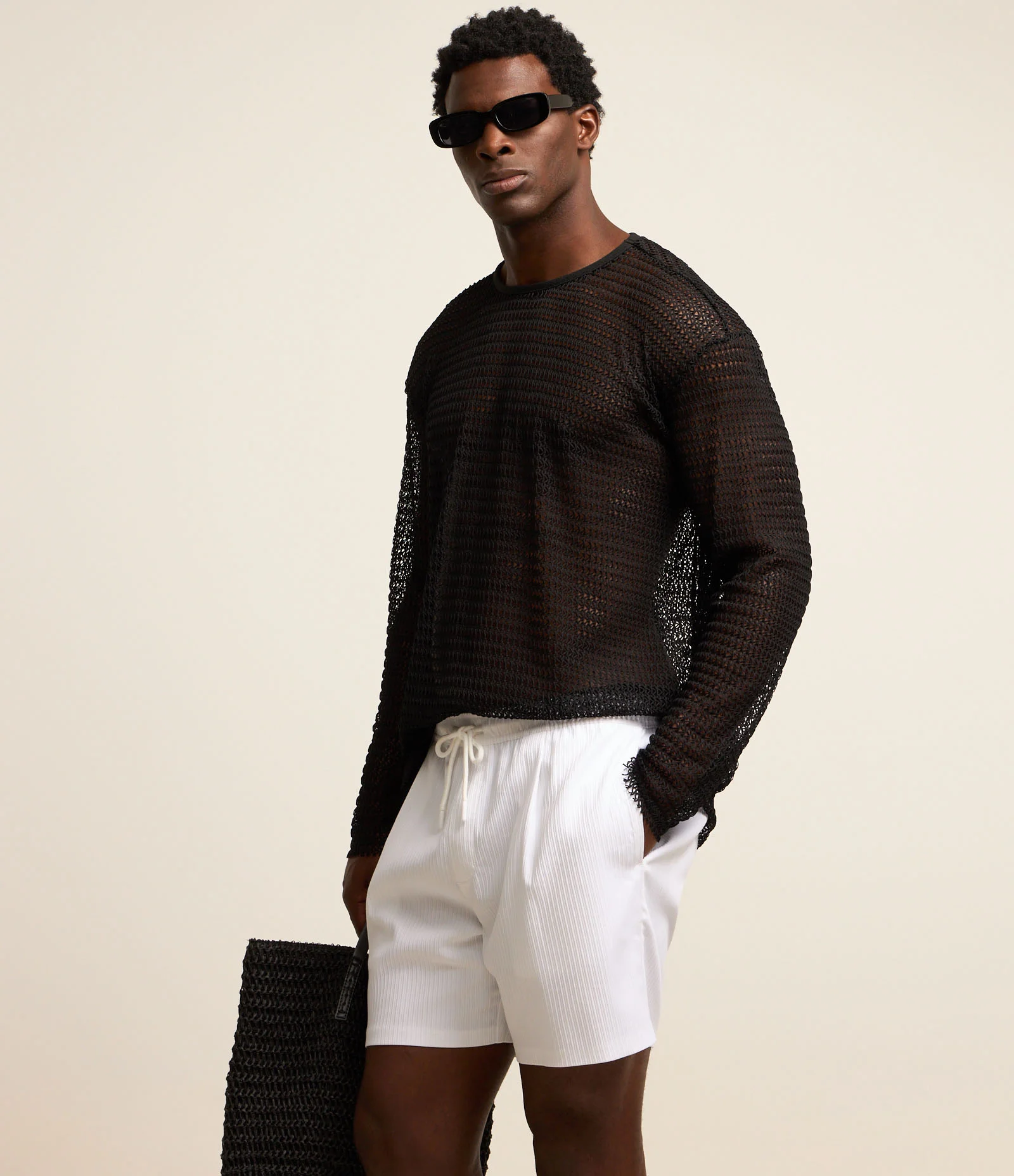 Bermuda com Cós Elástico e Textura Canelada Off White 2