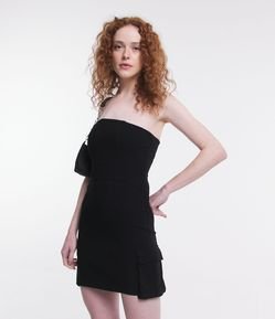 Vestido Curto em Bengaline Tomara que Caia com Bolsos Cargo
