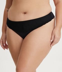 Calcinha Fio Duplo em Renda Curve & Plus Size