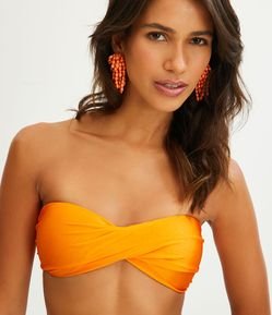Biquíni Top em Microfibra com Detalhe Torcido