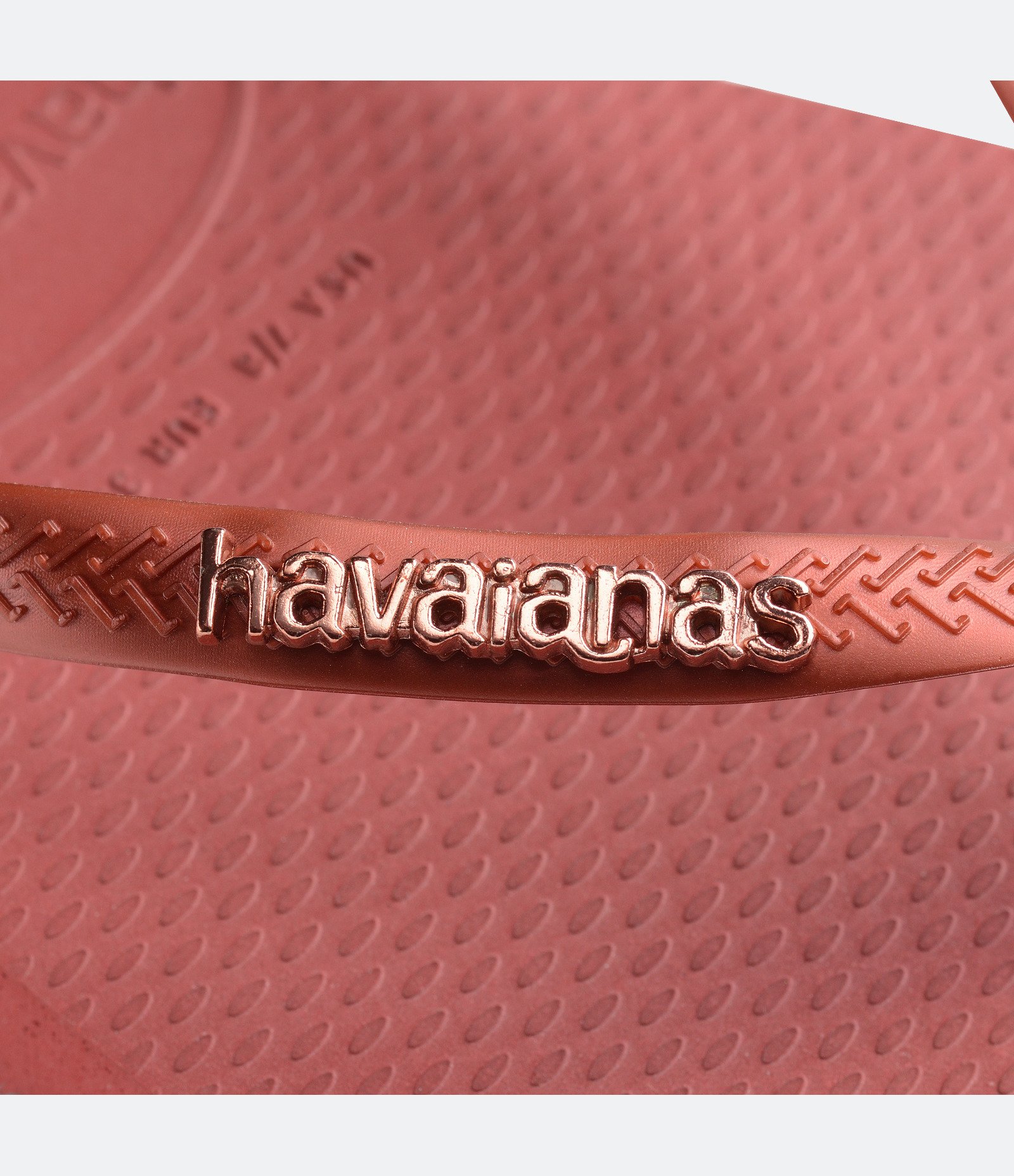 Chinelo Havaianas Slim Square em Bico Quadrado e Tiras Brilhosas Cobre 6