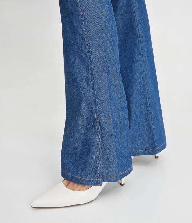 Calça Bootcut Jeans com Fenda na Barra Azul 5