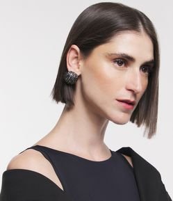 Brinco Botão com Miçangas de Bolinhas e Canutilhos