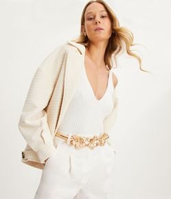 Cinto Médio em Metal com Detalhes de Pedras e Flores