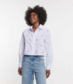 Camisa em Tricoline com Bordado de Pimentinhas