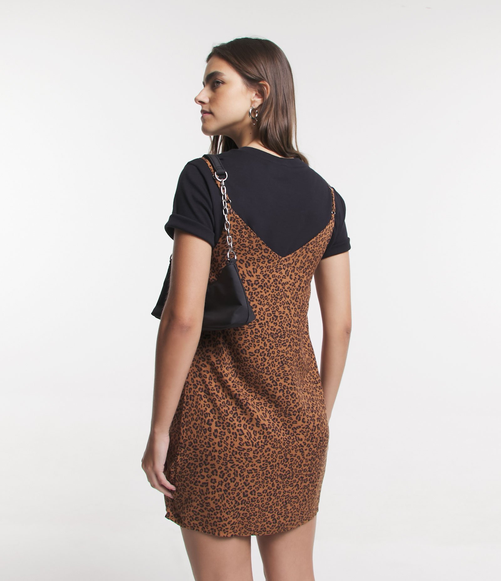 Vestido Curto em Viscose Estampa Animal Print Marrom 3
