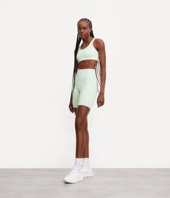 Bermuda Esportiva em Poliamida com Cós Largo e Bolso