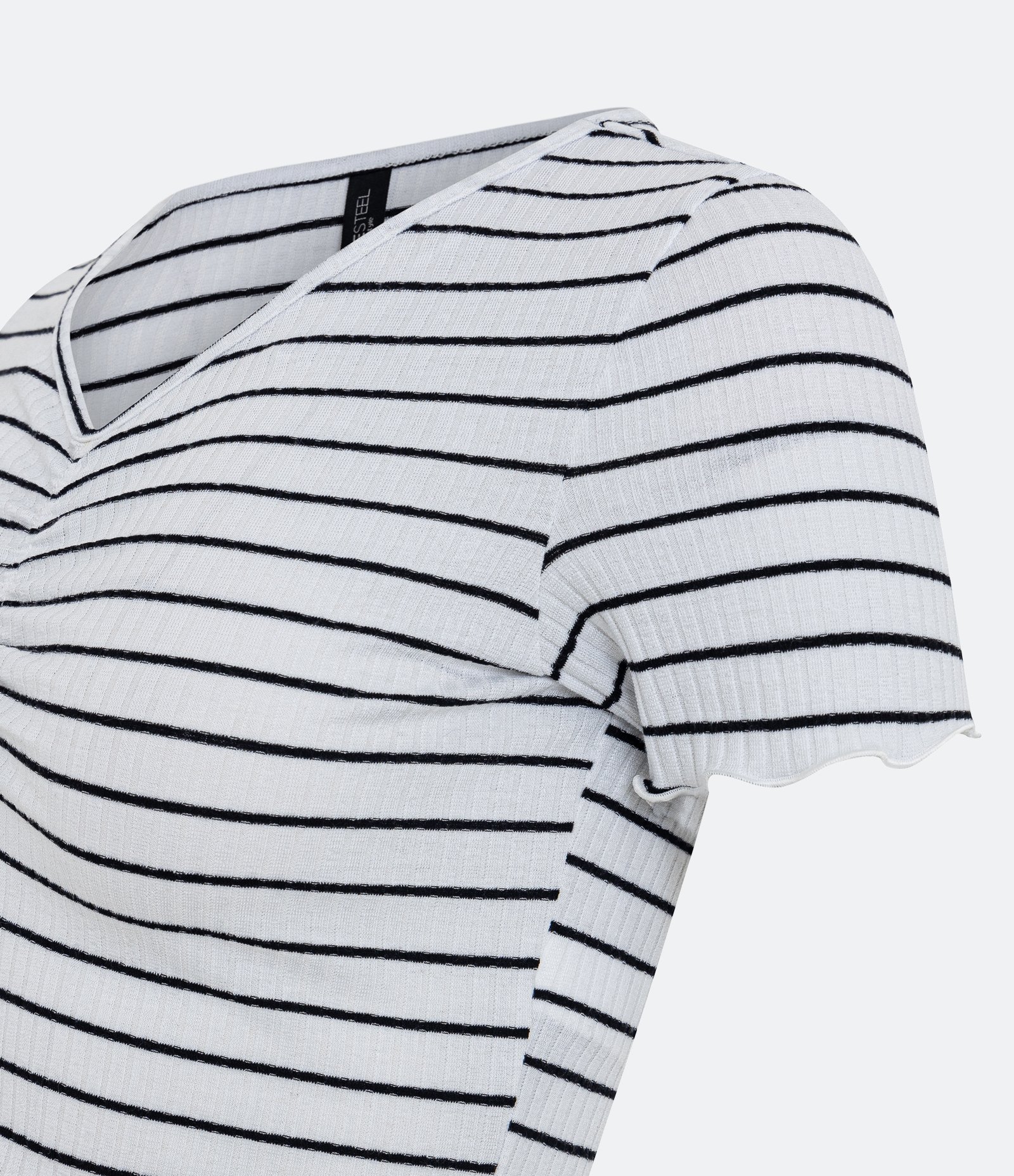 Blusinha Cropped em Ribana Listrada Canelada com Manga Curta Branco Neve 2