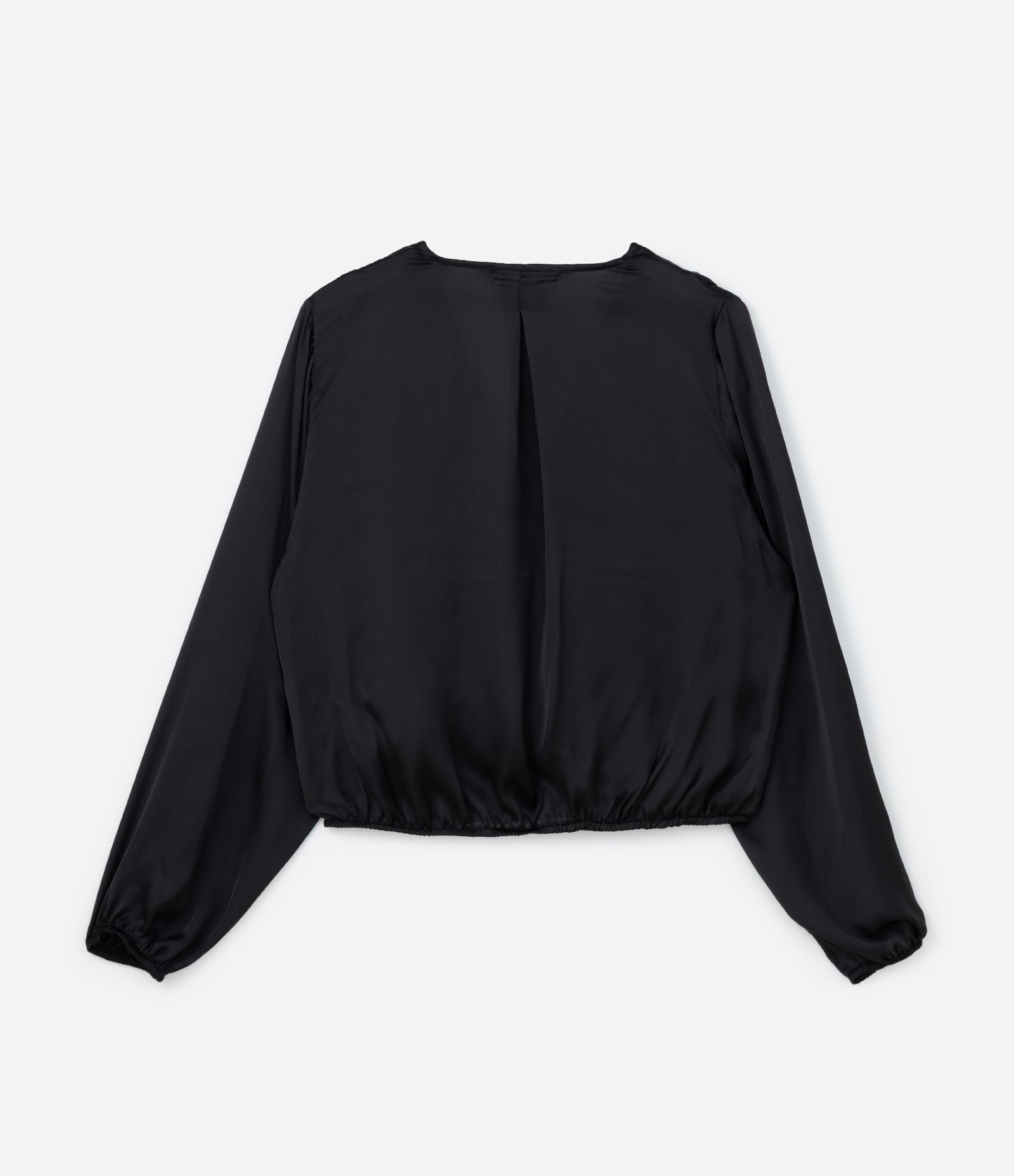 Blusa Acetinada com Transpasse Frontal Curve & Plus Size Preto 6