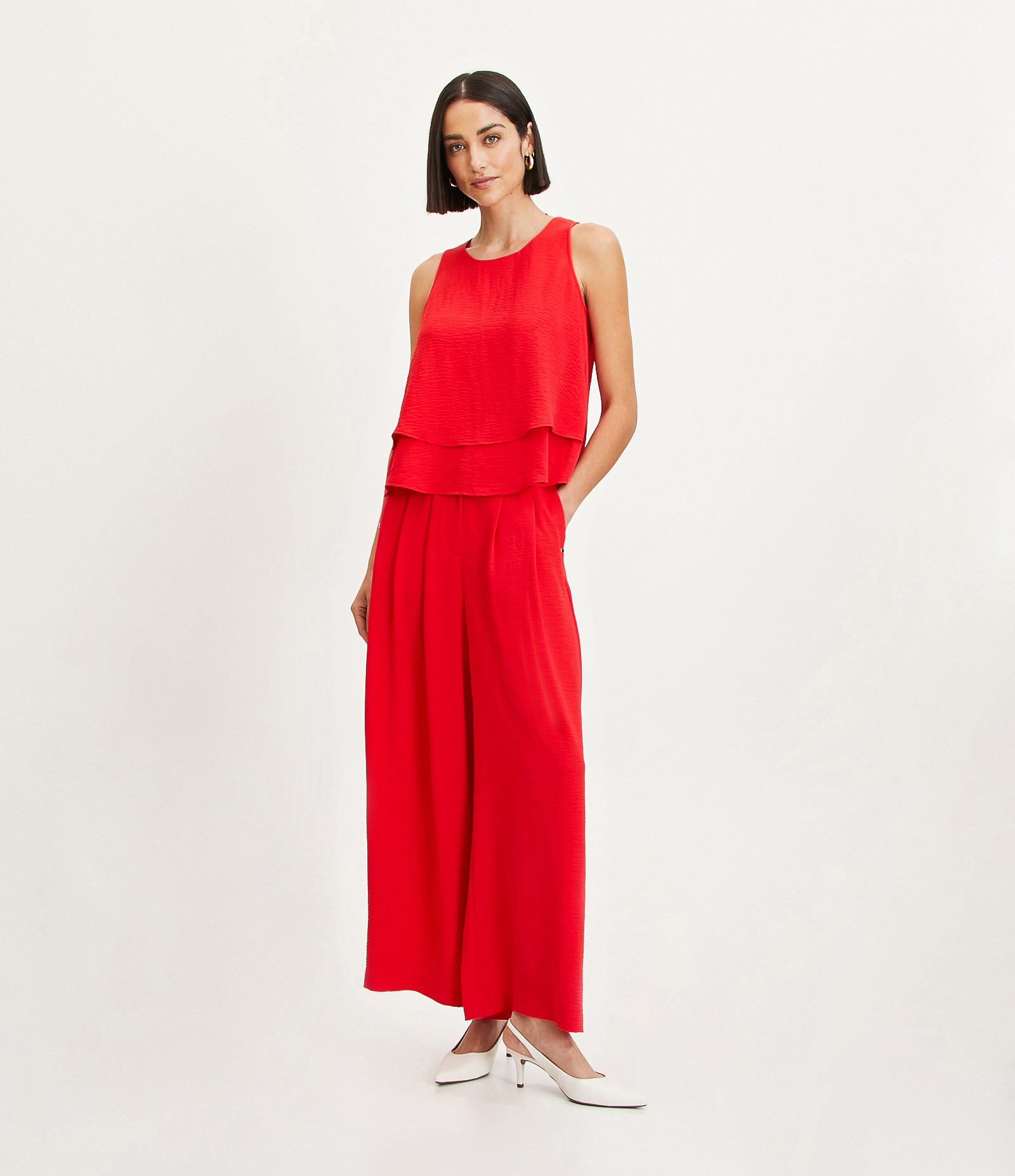 Blusa Airflow Sem Manga com Zíper com Coração no Puxador Vermelho 2