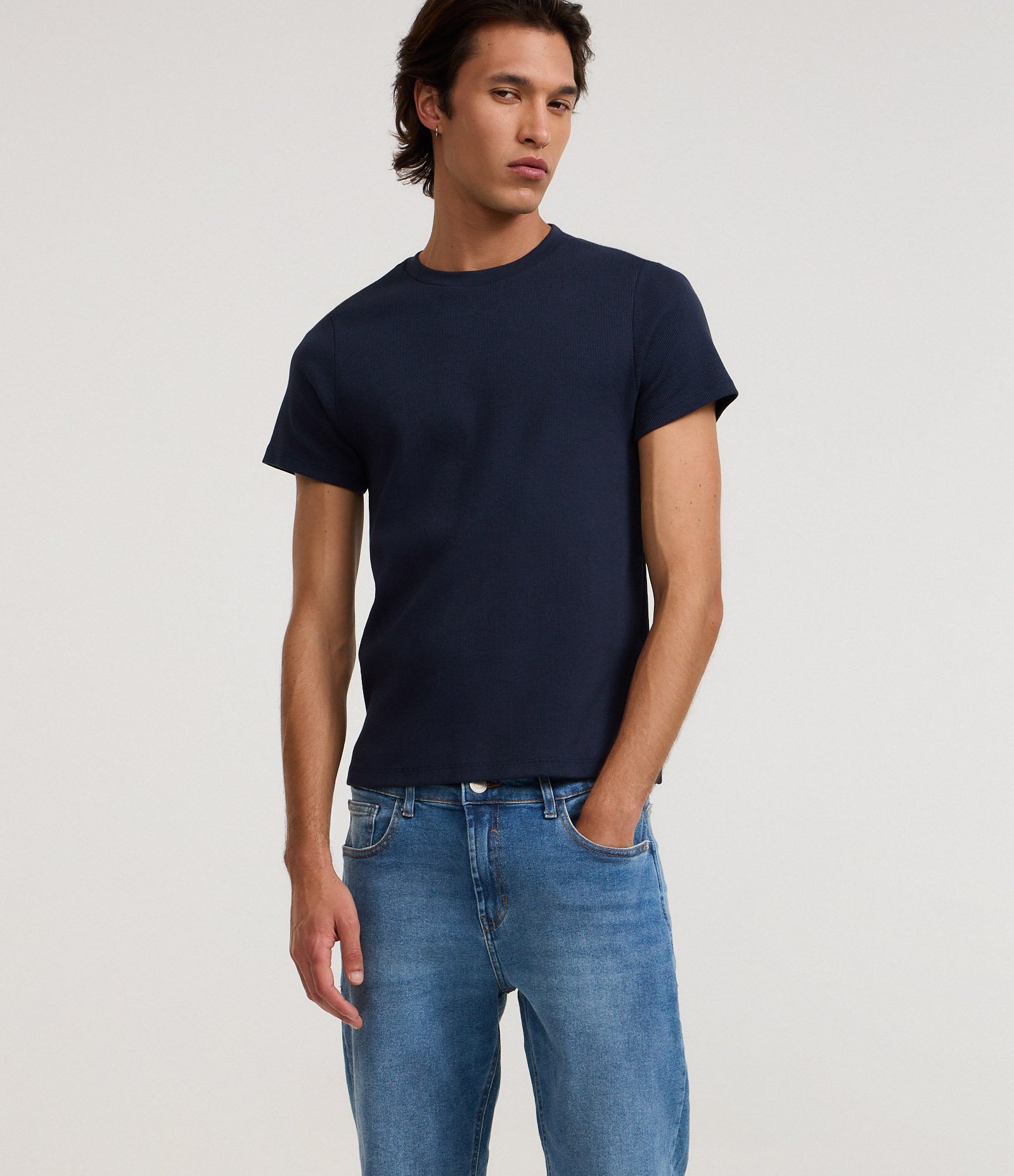 Calça Slim Cropped em Jeans com Efeito Estonado Azul Médio 7