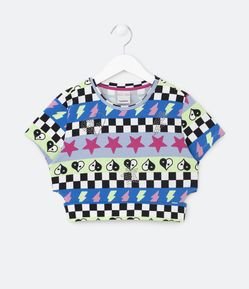 Blusa Infantil com Estampa Listras de Ícones e Mordidinhas Laterais - Tam 5 a 14 Anos