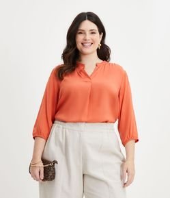 Blusa em Viscose com Manga 3/4 Curve & Plus Size