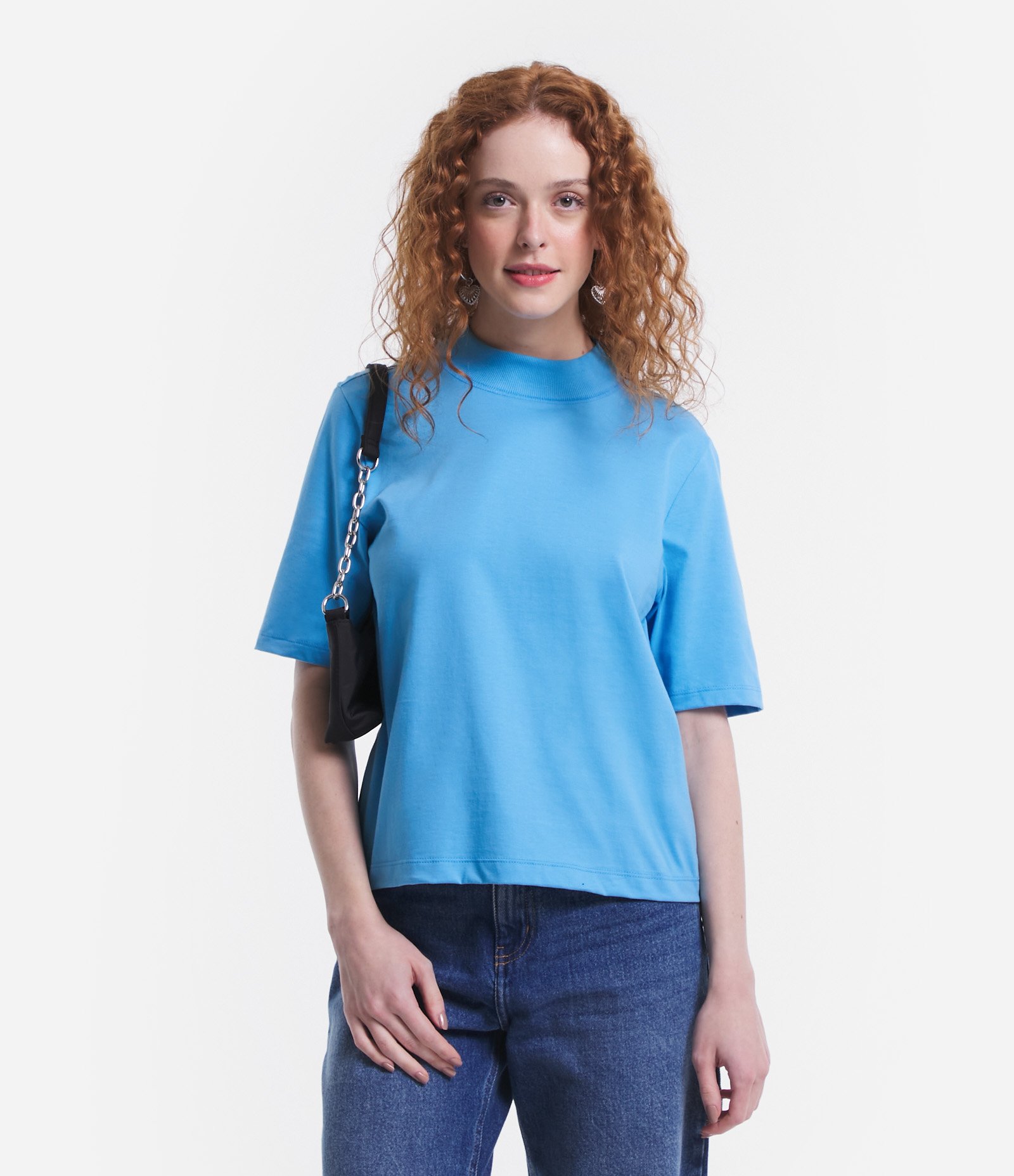 Camiseta em Algodão com Golinha Alta e Manga Curta Azul 1