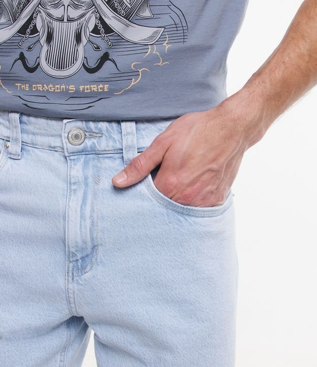 Bermuda Skinny Jeans Delavê com Textura e Bolsos Azul Claro 4