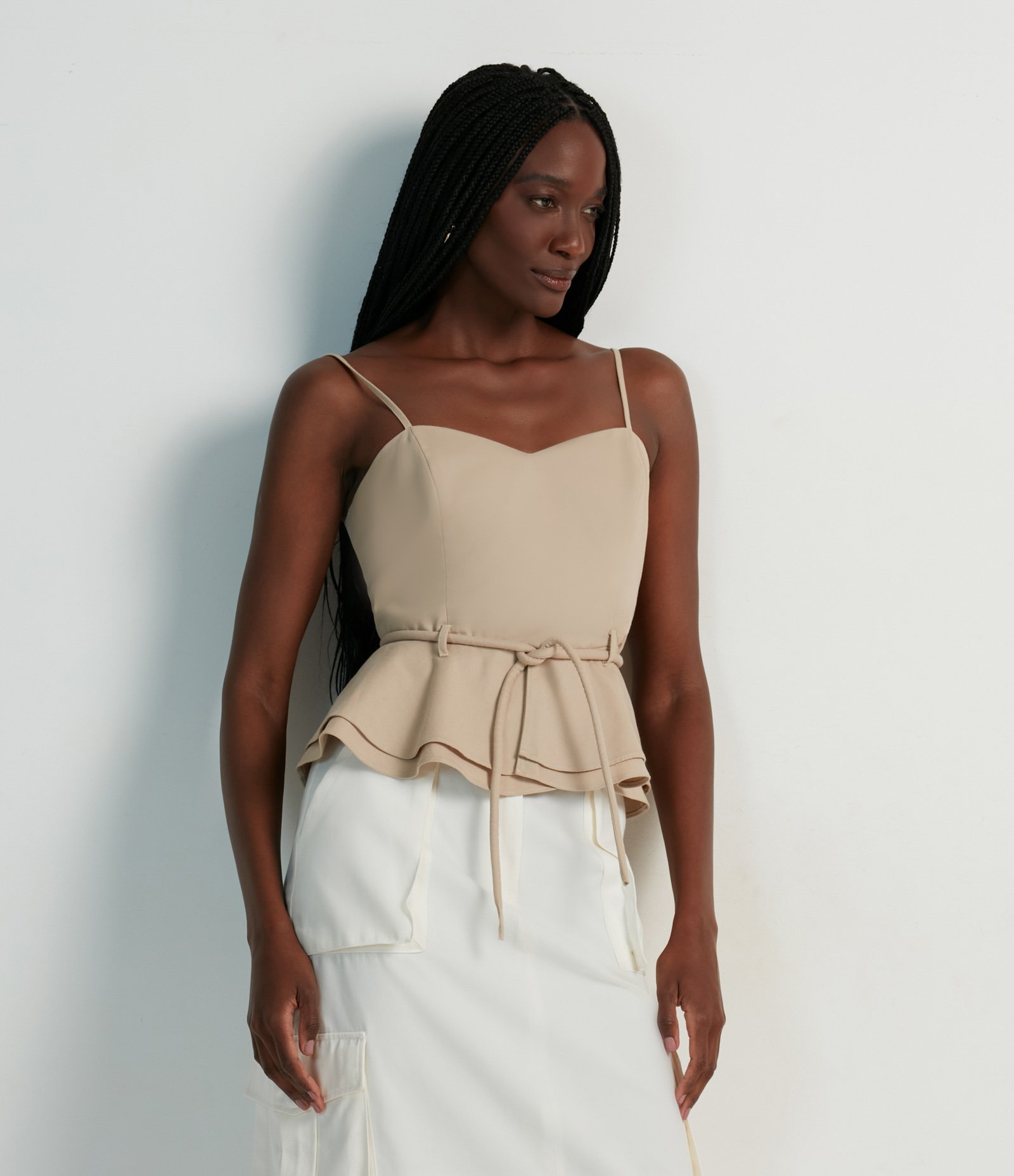 Blusa de Alcinha com Decote Coração e Detalhe Acinturado 1