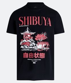 Camiseta Regular com Estampa de Templo Oriental Shibuya e Ideograma