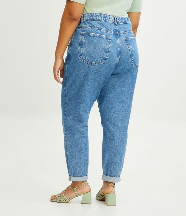 Calça Mom Jeans com Lavagem Marmorizada Curve & Plus Size Azul 3