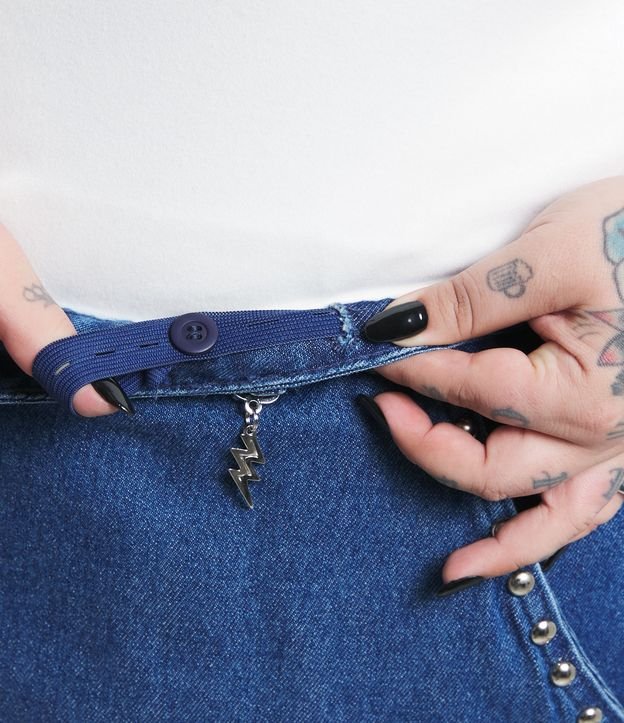 Calca 90'S Jeans com Aplicação de Tachas Curve & Plus Size Coleção Jessica Lopes Azul 5