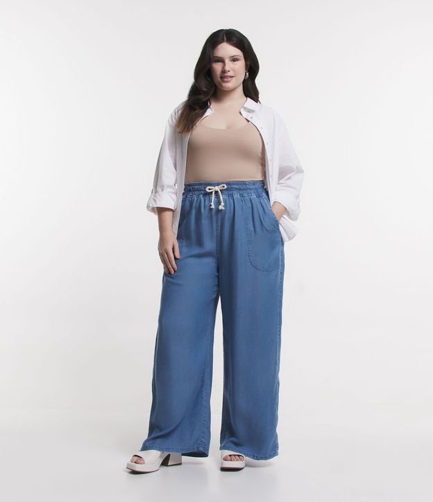Calça Pantalona Jeans com Amarração no Cós Curve & Plus Size Azul 1