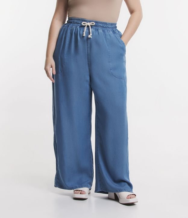 Calça Pantalona Jeans com Amarração no Cós Curve & Plus Size Azul 2