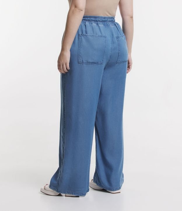 Calça Pantalona Jeans com Amarração no Cós Curve & Plus Size Azul 3