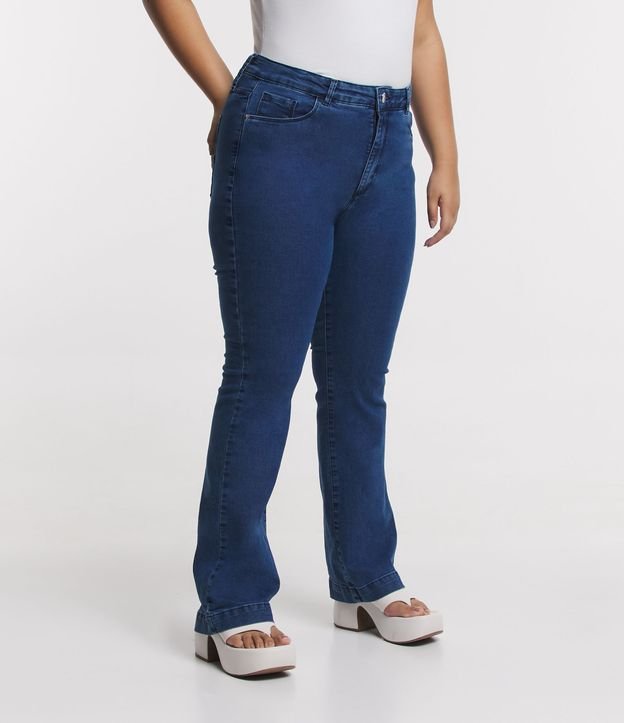 Calça Jeans Flare Básica Curve & Plus Size Azul 2
