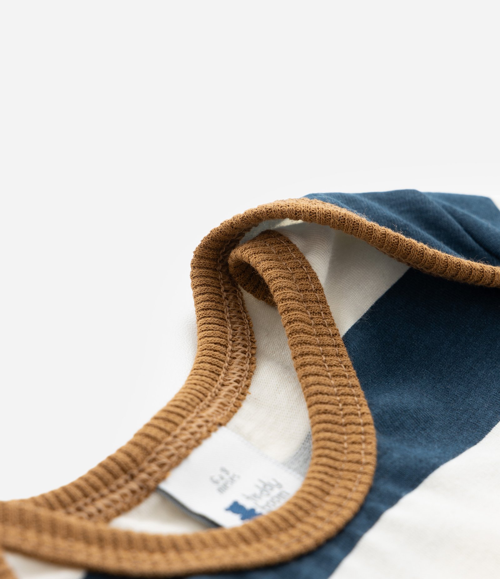 Conjunto Infantil com Estampa Listrada e Bolsinho Contrastante - Tam 0 a 18 meses Azul/Branco/Marrom 7