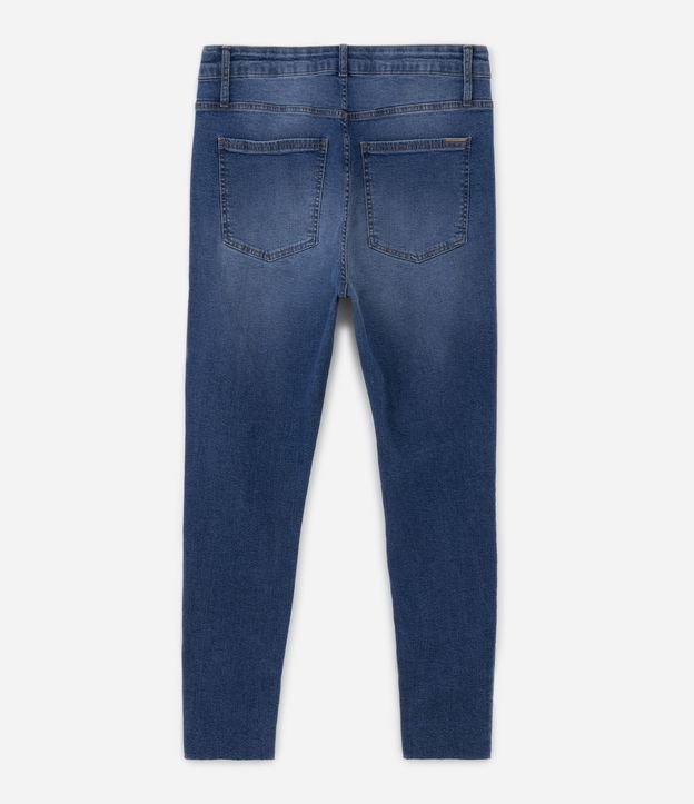 Calça Skinny Jeans com Detalhes Puídos e Barra a Fio Curve & Plus Size Azul 7