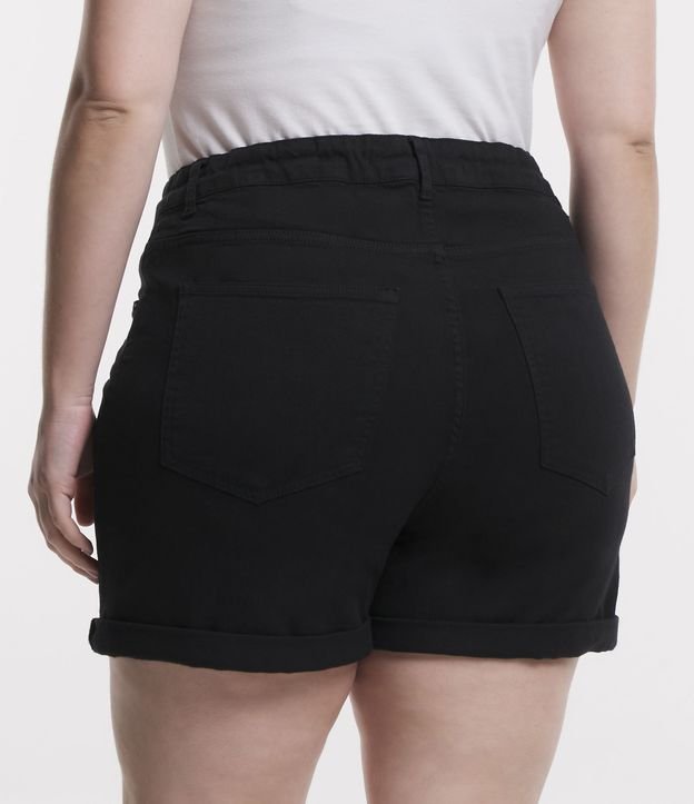 Short Hot Pants em Sarja com Barra Dobrada Curve & Plus Size Preto 3