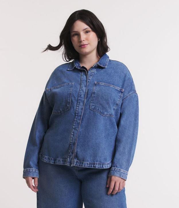 Jaqueta Jeans com Bolsos Grandes e Fendas Laterais Curve & Plus Size Azul 1