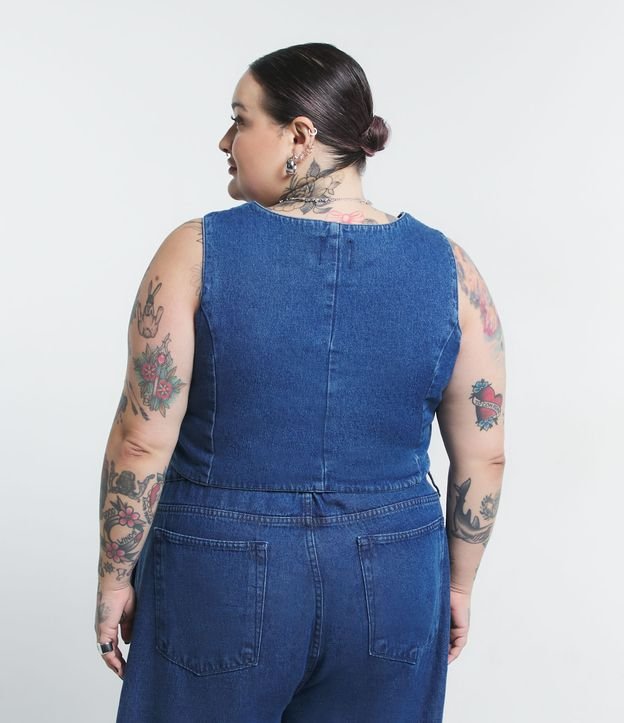 Colete Jeans com Botões Frontais Curve & Plus Coleção Jessica Lopes Azul 3