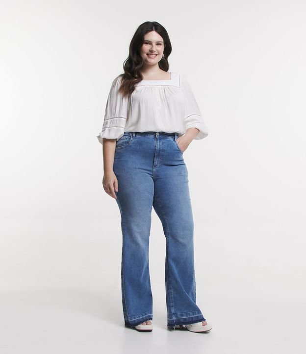 Calça Flare Jeans com Barra Desfeita Curve & Plus Size Azul 1