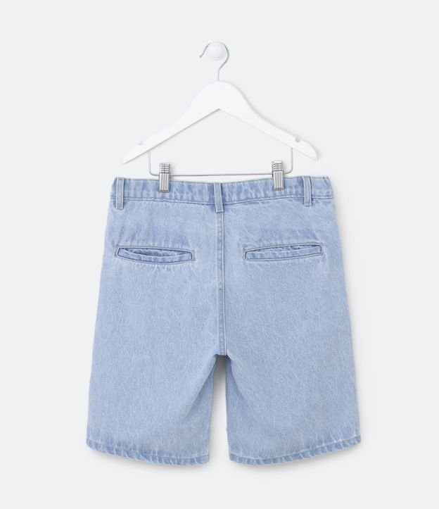 Bermuda Jeans Infantil com Cós Fixo Pregas e Bolso Faca - Tam 5 a 14 Anos Azul Claro 2
