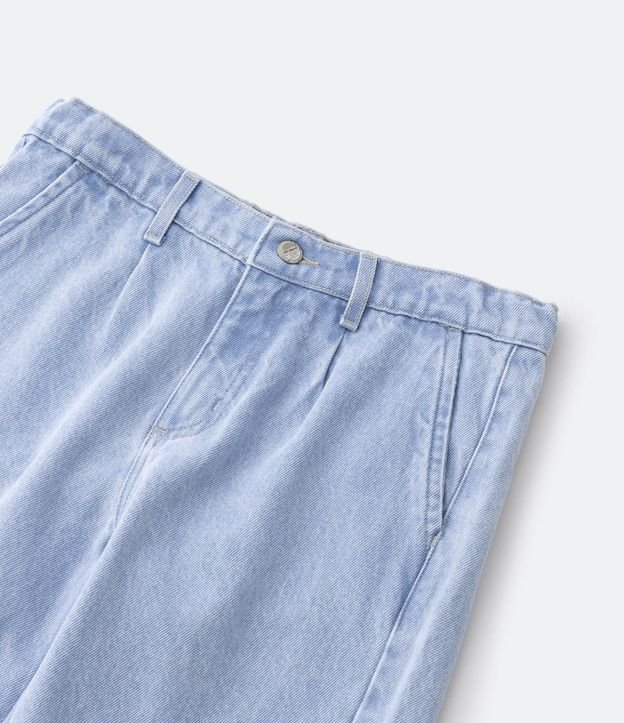 Bermuda Jeans Infantil com Cós Fixo Pregas e Bolso Faca - Tam 5 a 14 Anos Azul Claro 5