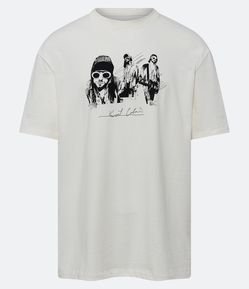 Camiseta Relaxed com Estampa do Cantor Kurt Cobain