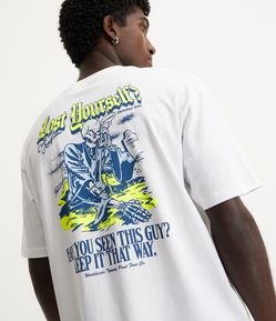 Camiseta Relaxed em Meia Malha com Estampa Lost Yourself